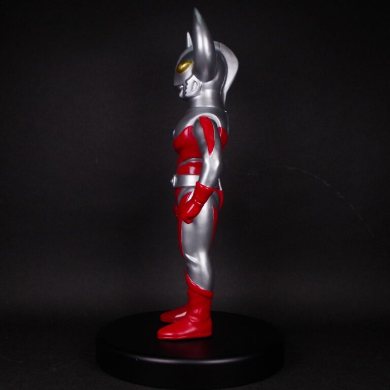 未開封　ツブラヤストア限定　蓄光　ハンサムタロウエム　ウルトラマン　ソフビ ツブラヤ ウルトラマン ハンサムタロウエム ウルトラマン 蓄光版