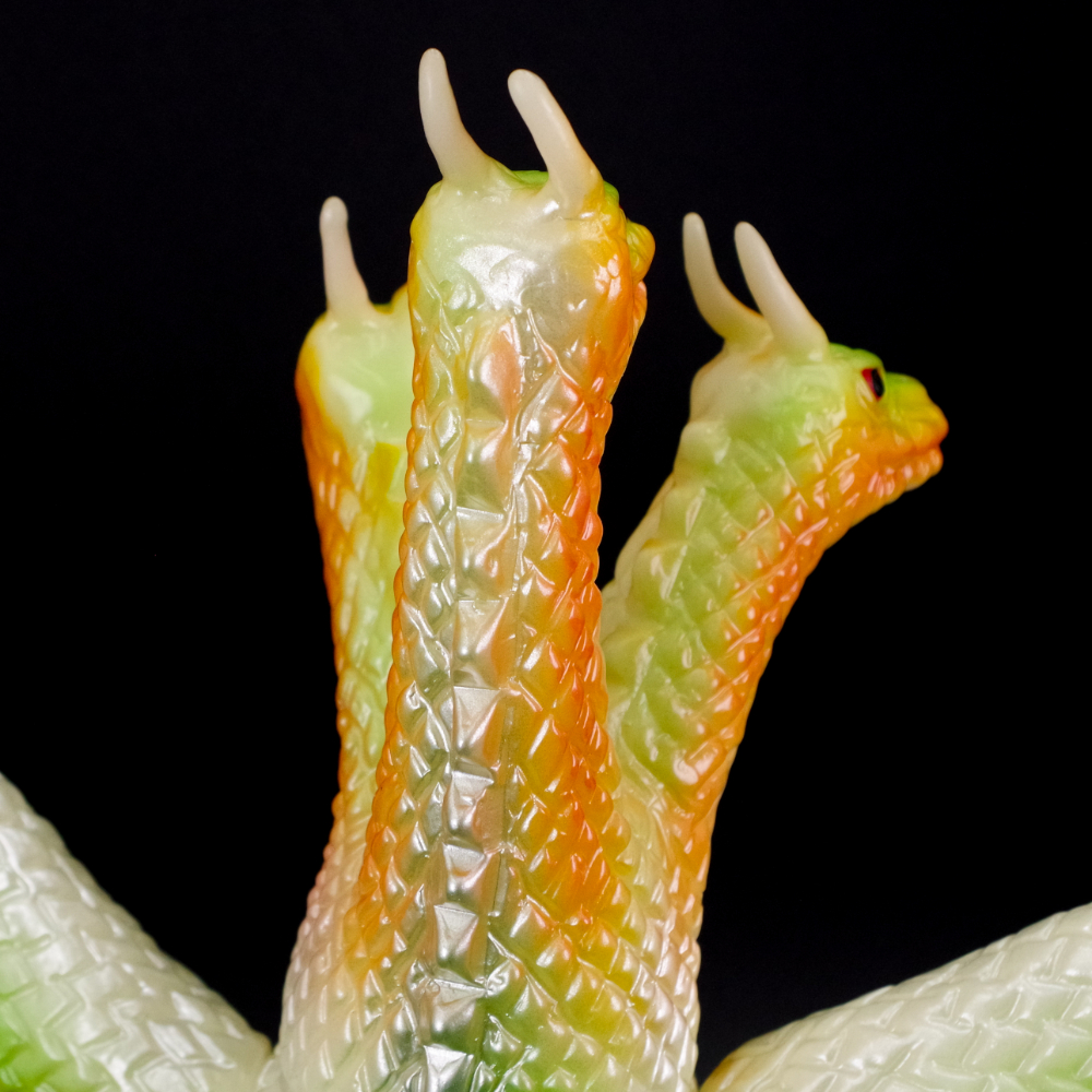 2月26日(木)11時より受注受付開始】【ブルマァク】キングギドラ(蓄光